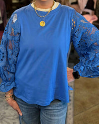 Jade - Lace Sleeve Pullover