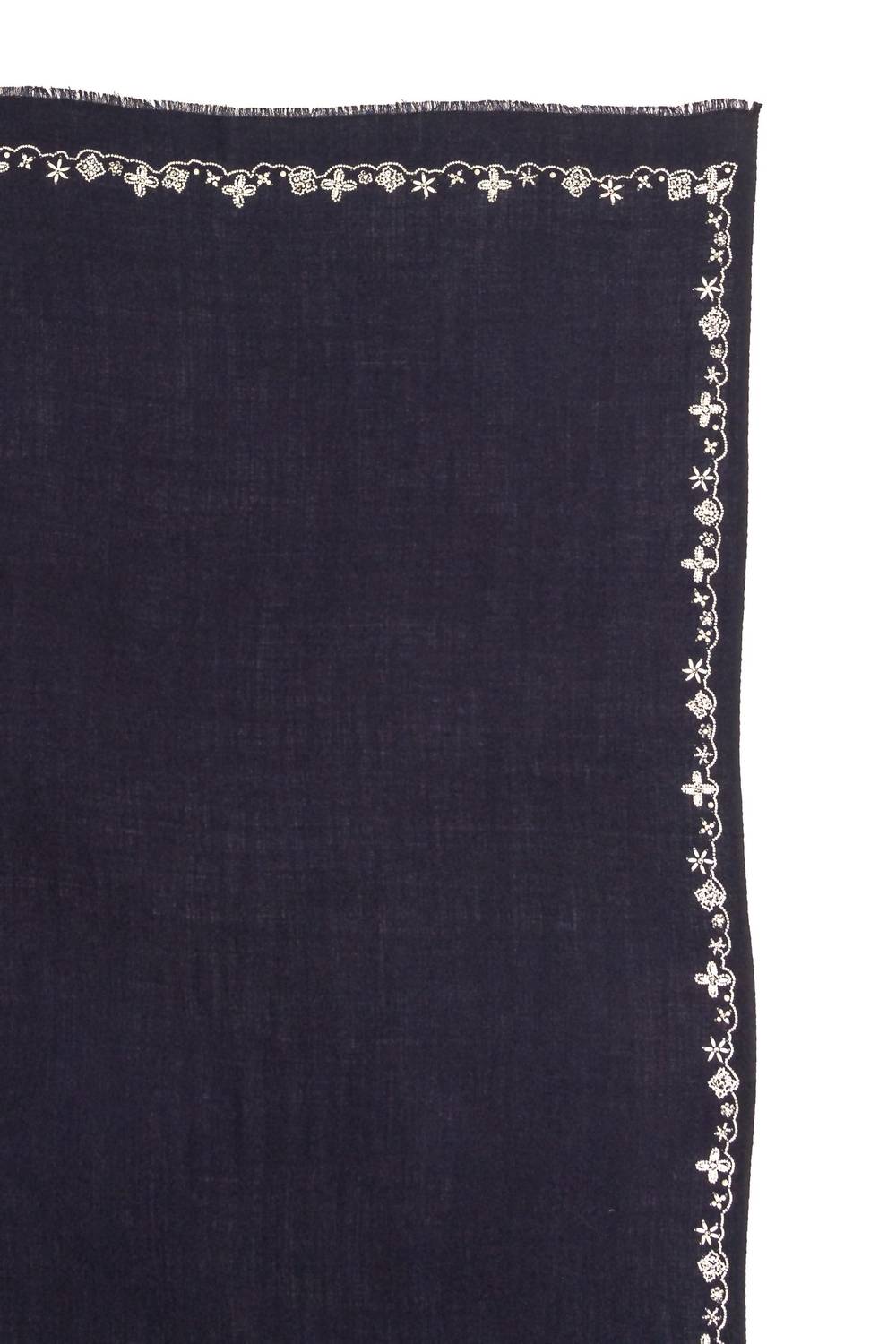 Janavi - Pearl Flowers Shawl