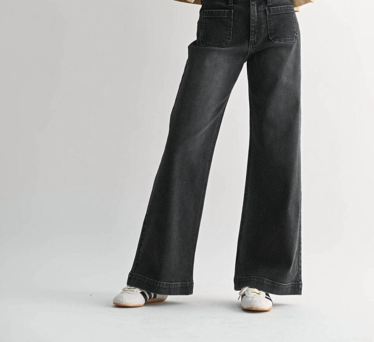 Jbd. - Micro Patch Pocket Wide Jeans