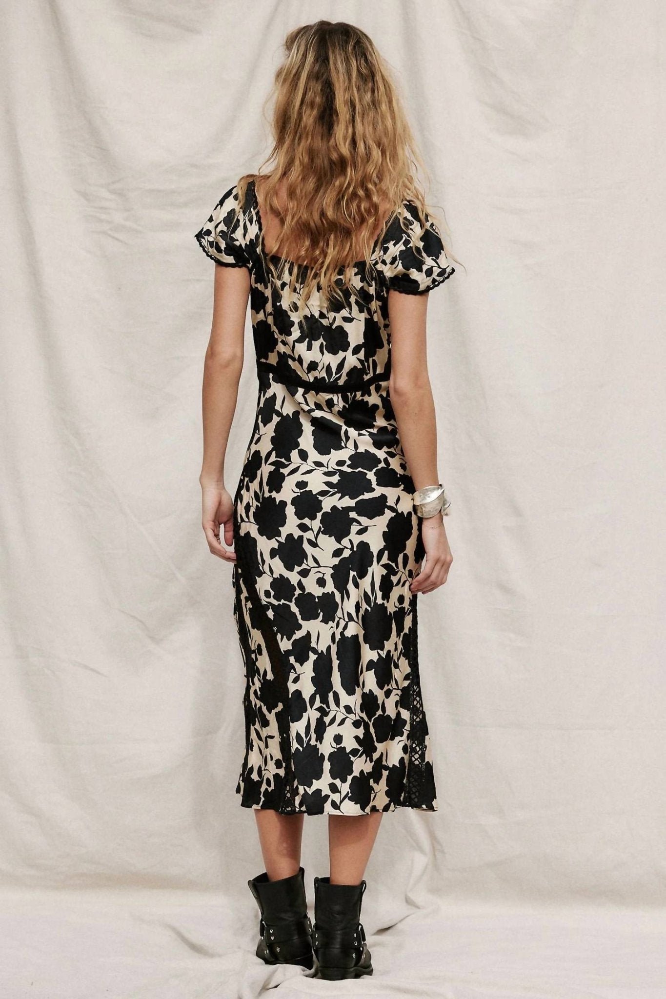 Jen'S Pirate Booty - Castilla Midi Dress - black - clothing - dresses