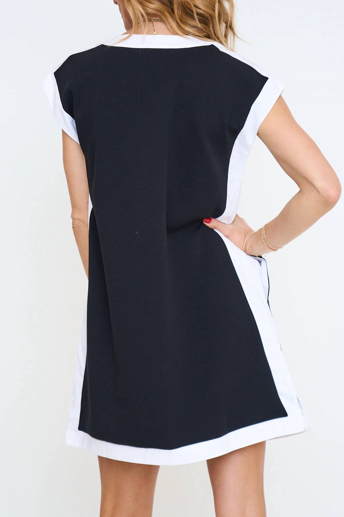 Jodifl - Contrast Accent Solid Casual Dress