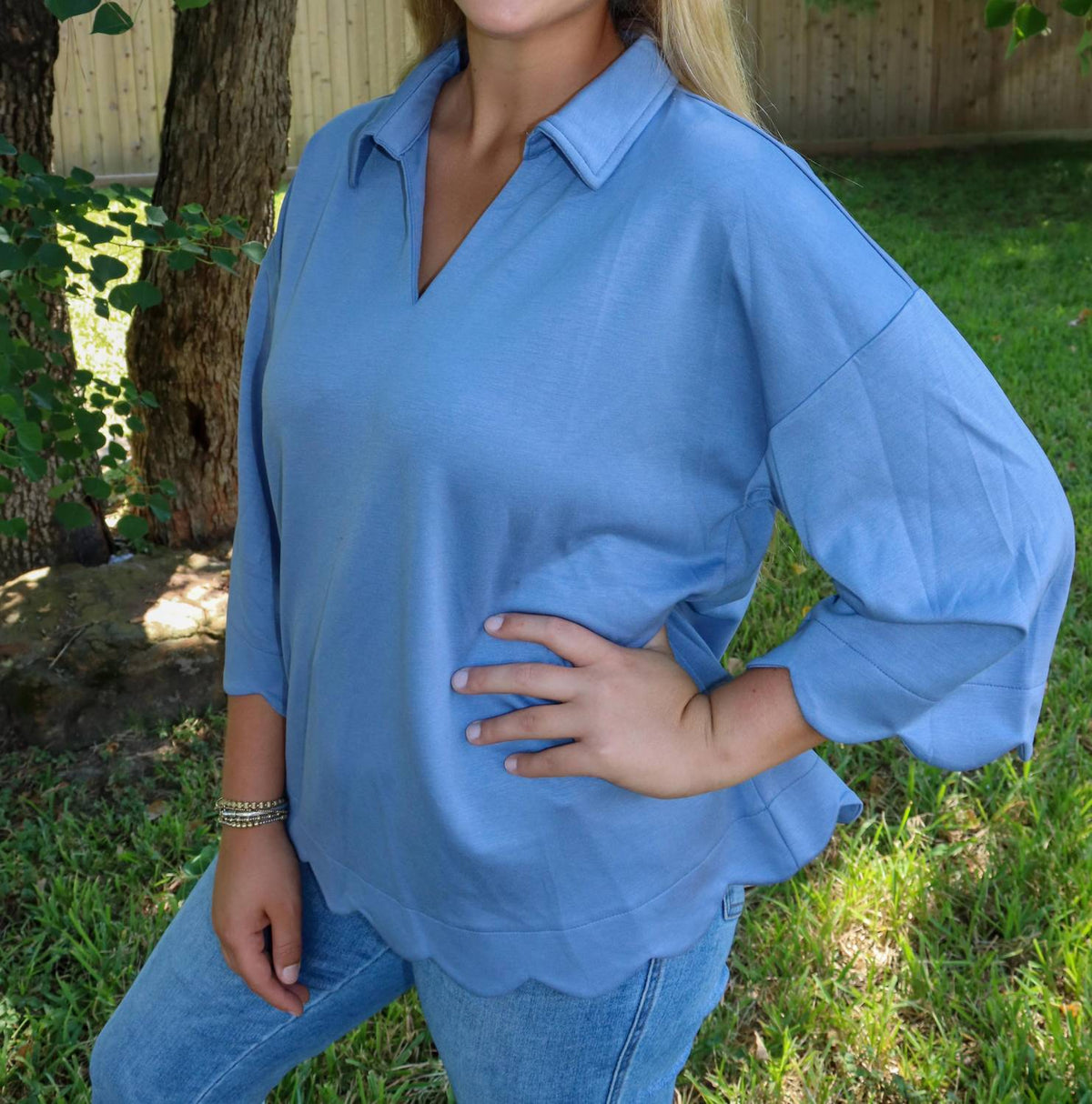 Jodifl - Scalloped Edge Top