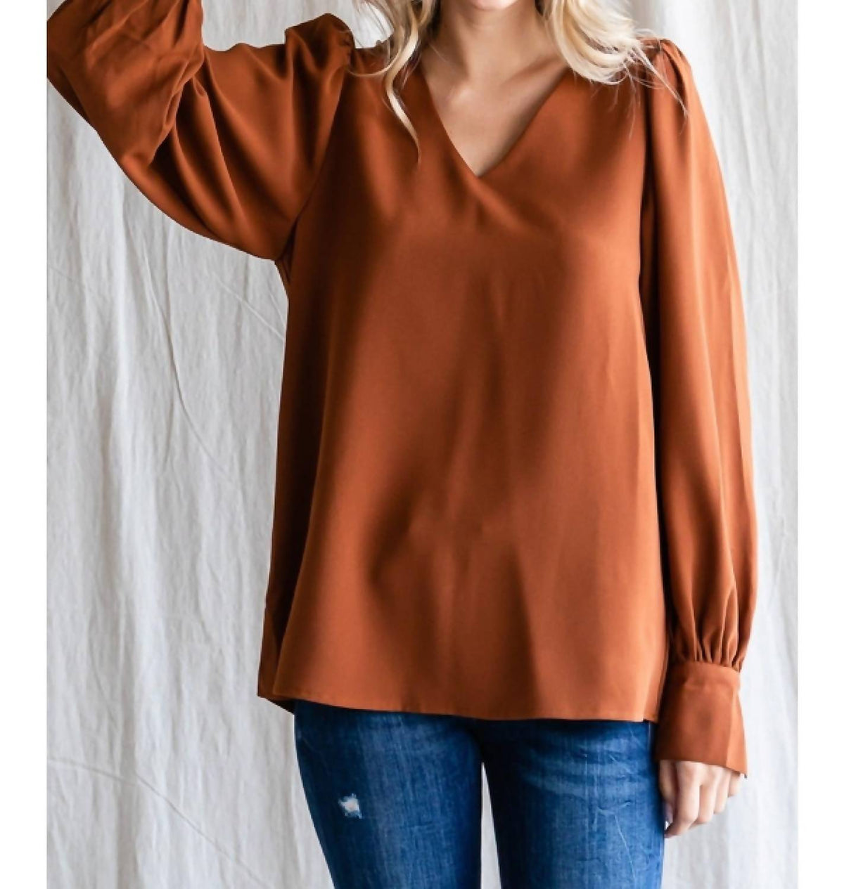 Jodifl - V Neck Long Sleeve Top