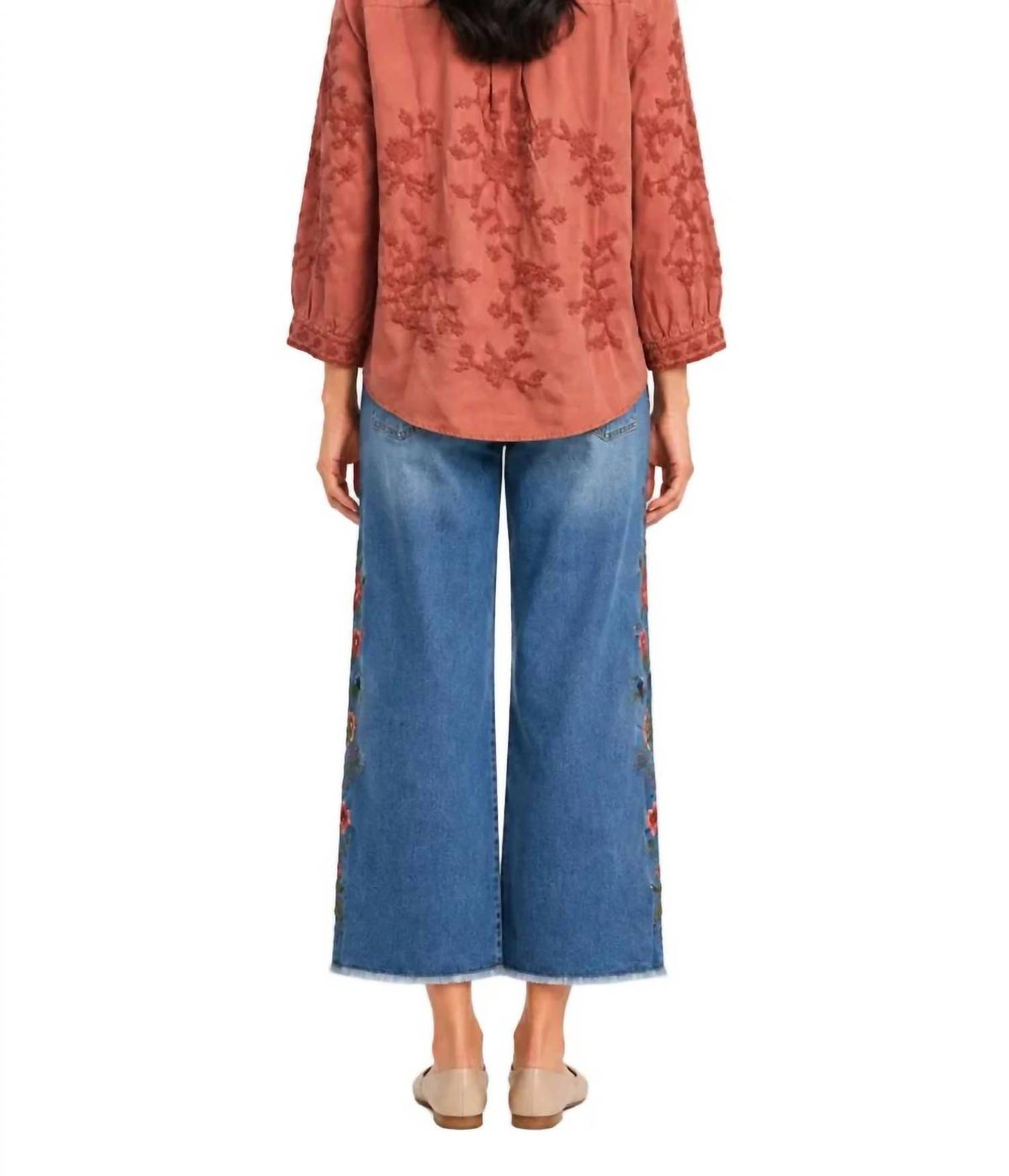 John Mark - Woven Solid Embroidered Collared Button-down Top