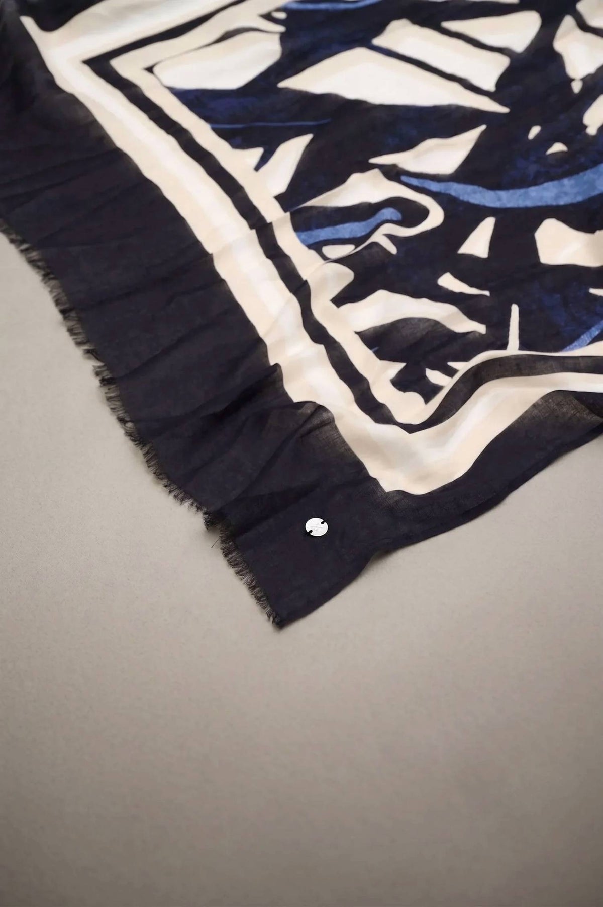 Joseph Ribkoff - Abstract Print Fringe Scarf