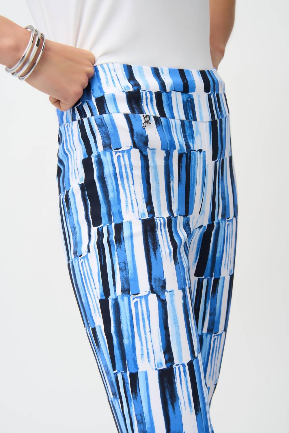 Joseph Ribkoff - Abstract Stripes Crop Pants