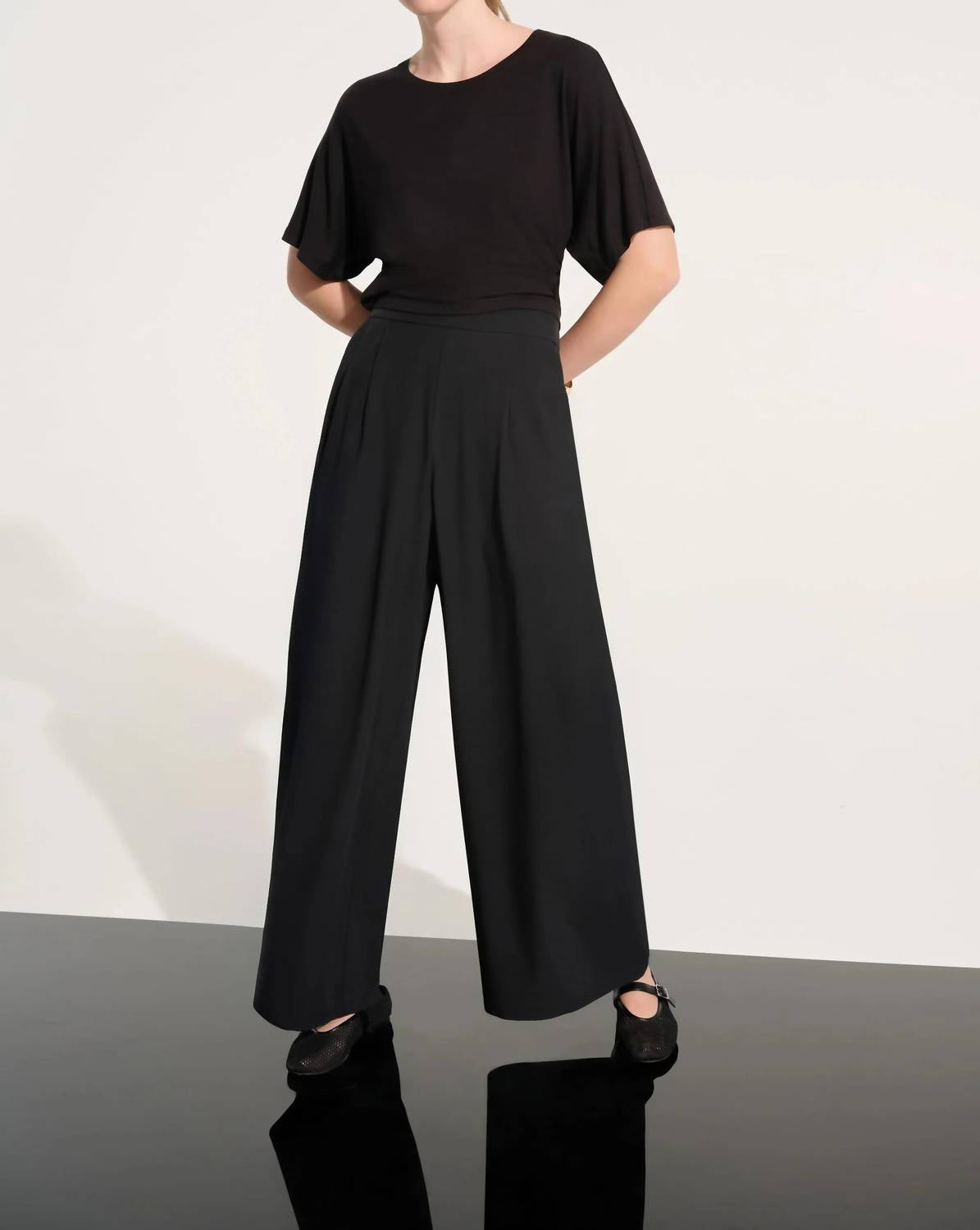 Joseph Ribkoff - Lightweight Pull-on Wide Leg Pants