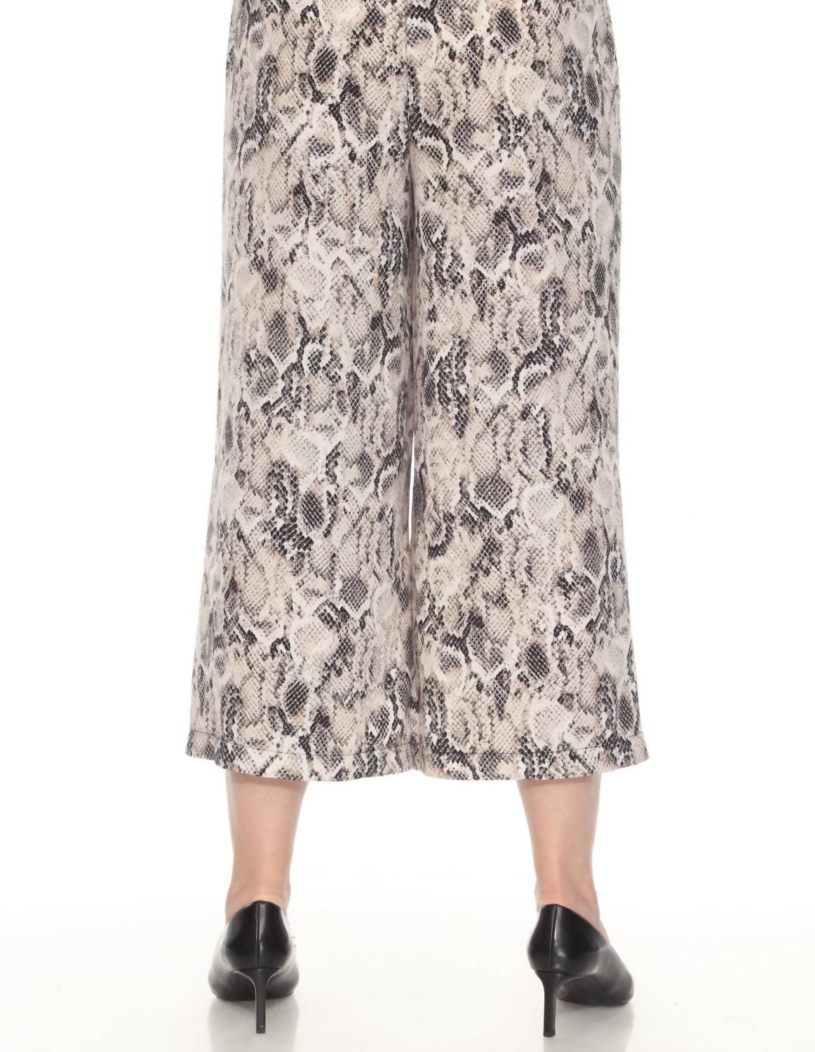 Joseph Ribkoff - Snakeskin Print Culotte Pants
