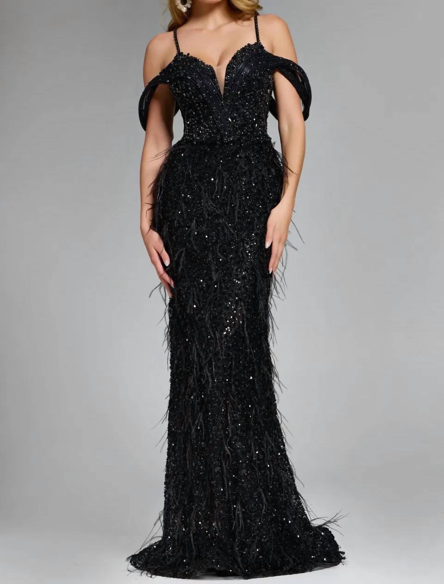Jovani - Feathered Plunge Gown With Dazzling Embellishments - black - clothing - dresses
