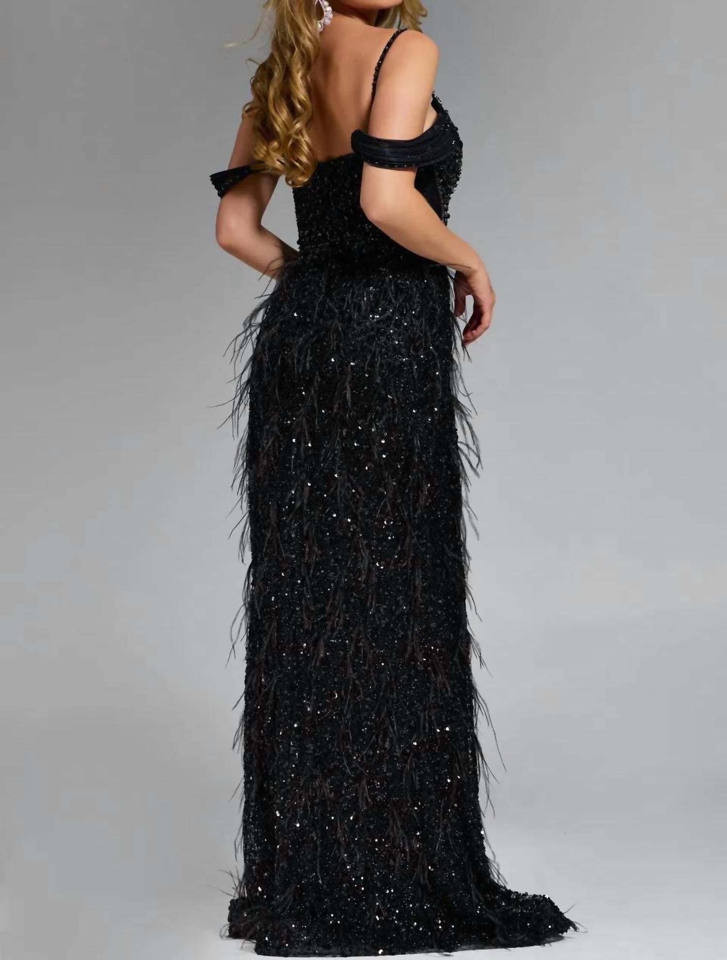 Jovani - Feathered Plunge Gown With Dazzling Embellishments - black - clothing - dresses