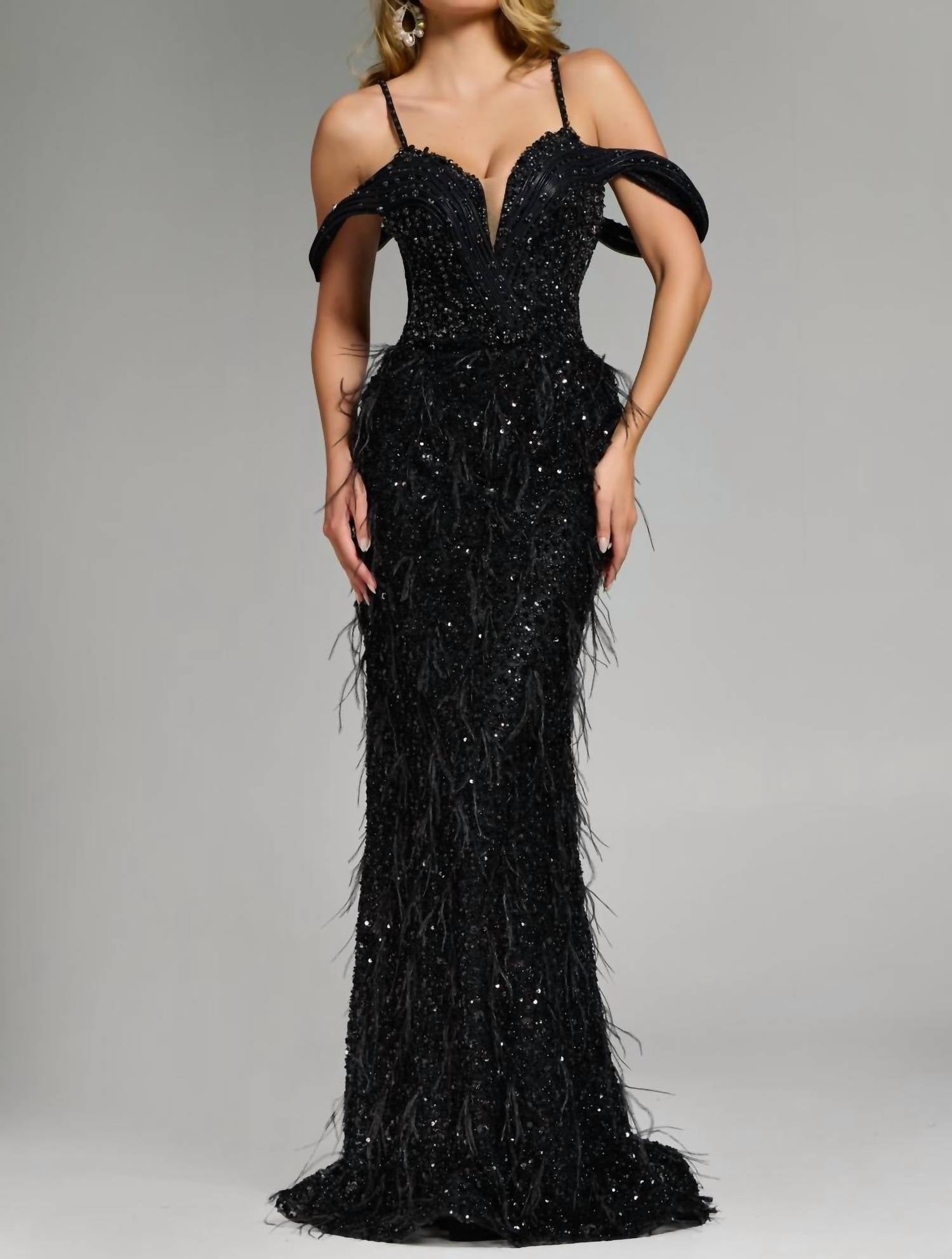 Jovani - Feathered Plunge Gown With Dazzling Embellishments - black - clothing - dresses