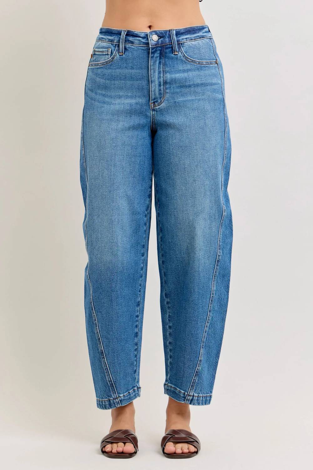 Judy Blue - Barrel Rigid Magic Jeans