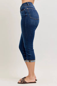 Judy Blue - Capri Cutoff Cuff Jean