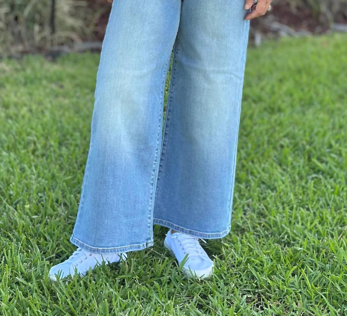 Judy Blue - Claudia Ankle Wide Jeans