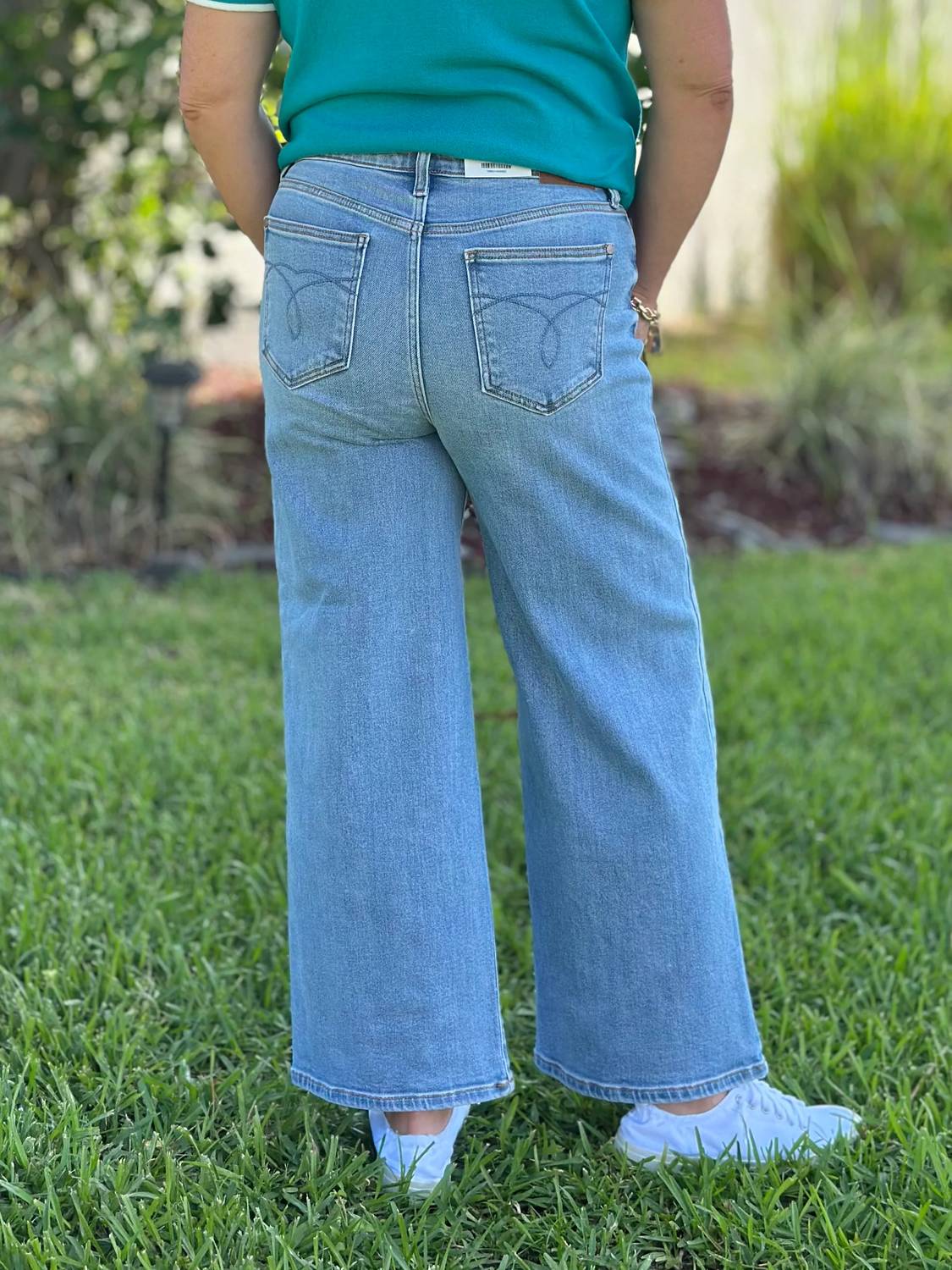 Judy Blue - Claudia Ankle Wide Jeans
