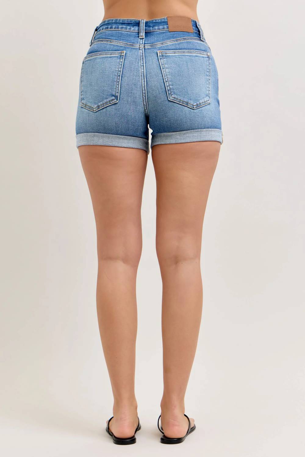 Judy Blue - Cuffed Slim Shorts