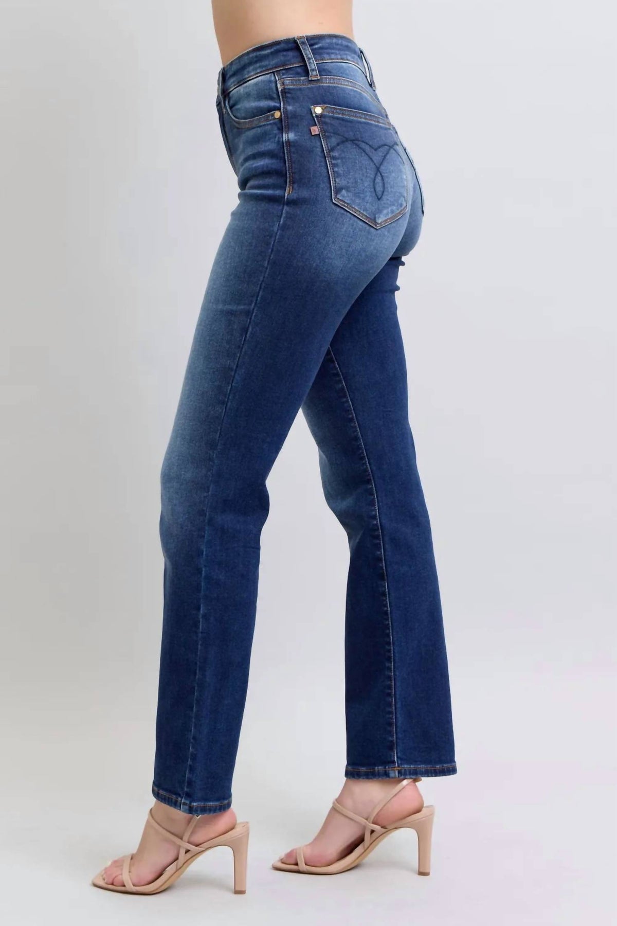 Judy Blue - Full Size Washed Straight Leg Jeans