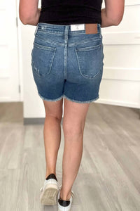 Judy Blue - Jane V-front Short