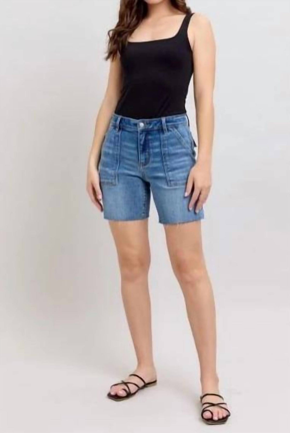 Judy Blue - Mid Rise Bermuda Shorts
