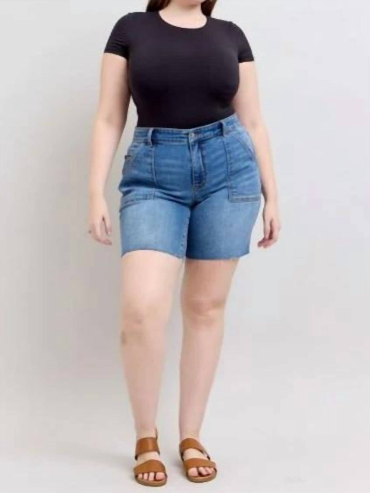Judy Blue - Mid Rise Bermuda Shorts