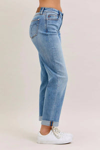 Judy Blue - Mid Rise Boyfriend Jeans