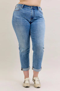Judy Blue - Mid Rise Boyfriend Jeans