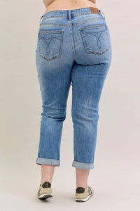 Judy Blue - Mid Rise Boyfriend Jeans