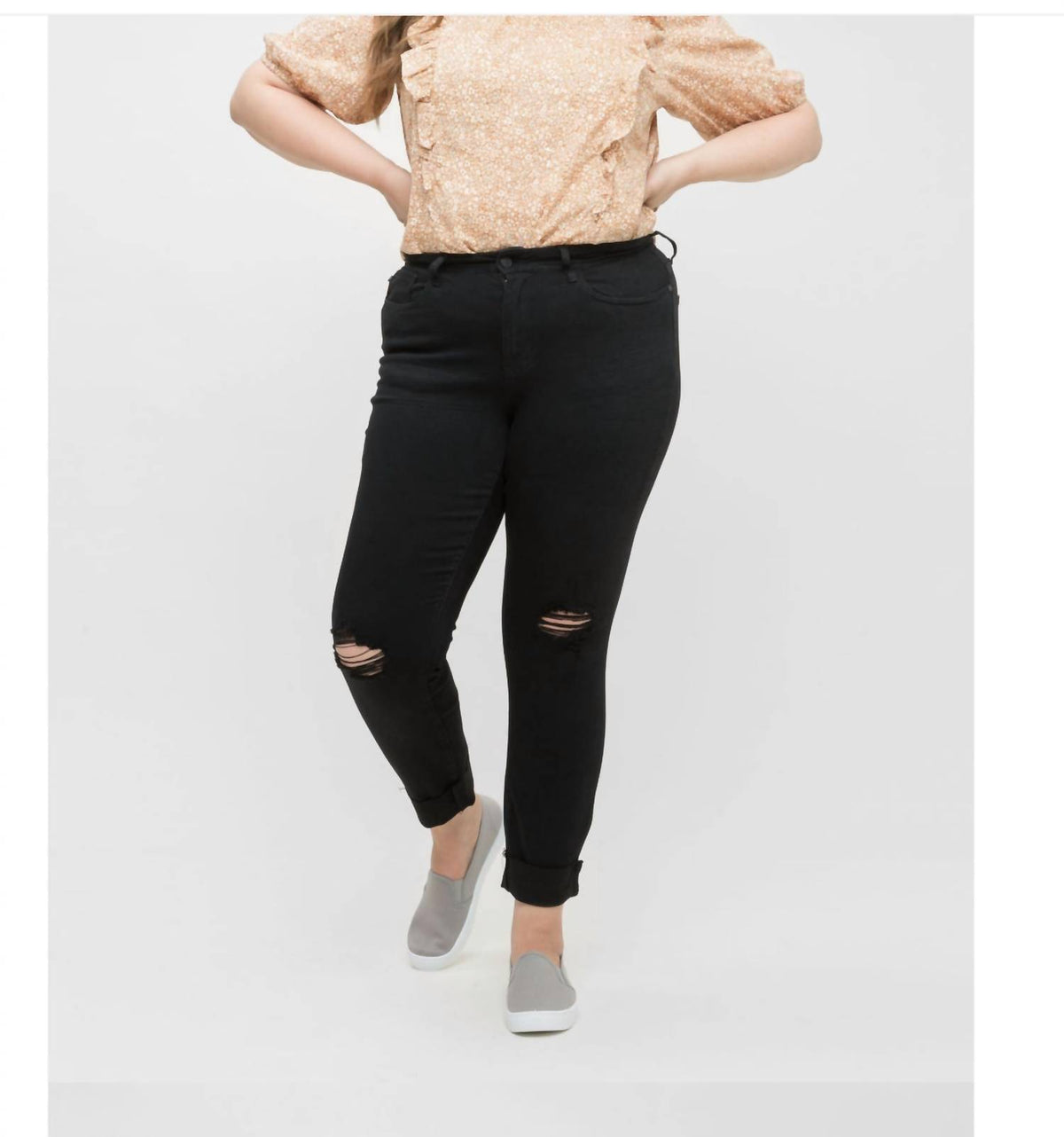 Judy Blue - Mid-rise Distressed Slim Fit Jean