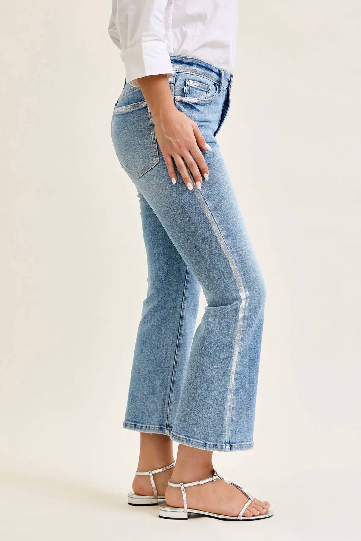 Judy Blue - Mid Rise Kick Flare Jeans