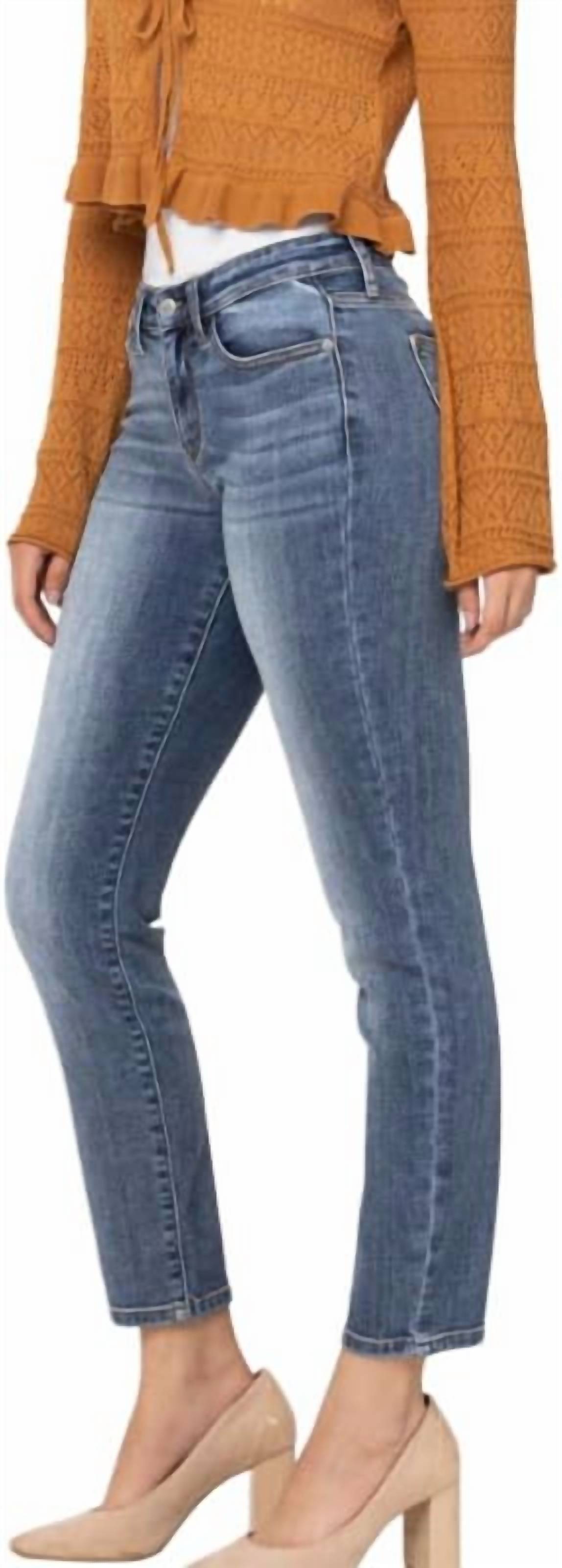 Judy Blue - Mid Rise Slim Fit
