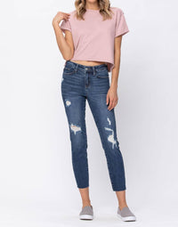 Judy Blue - Vintage Cut Off Relaxed Fit Jeans