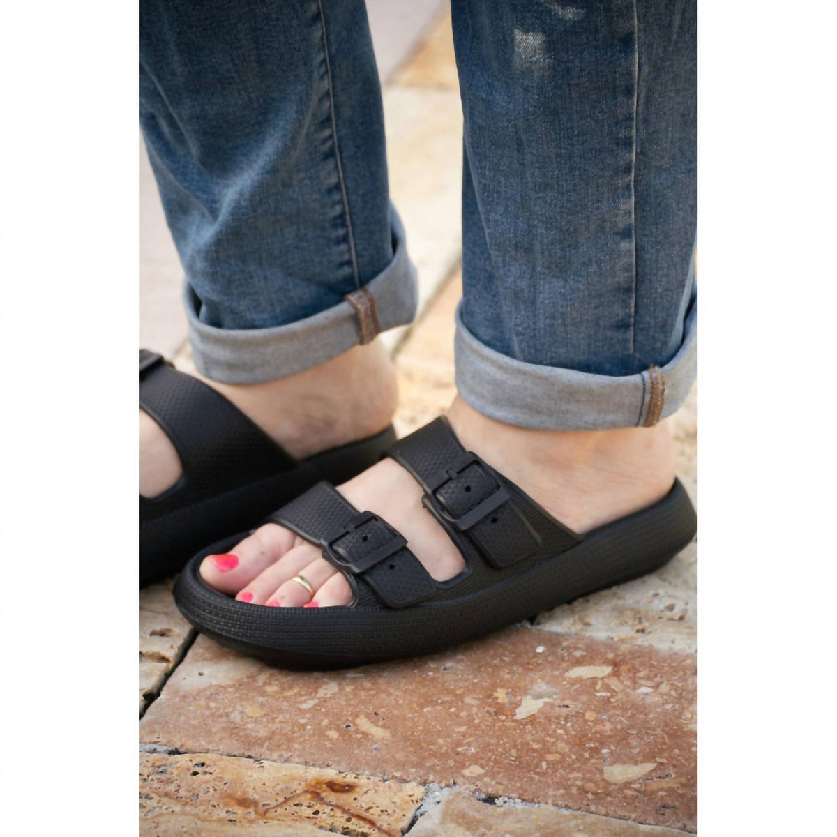 Julia Rose - Buckle Slides Sandal - black - sandals - shoes