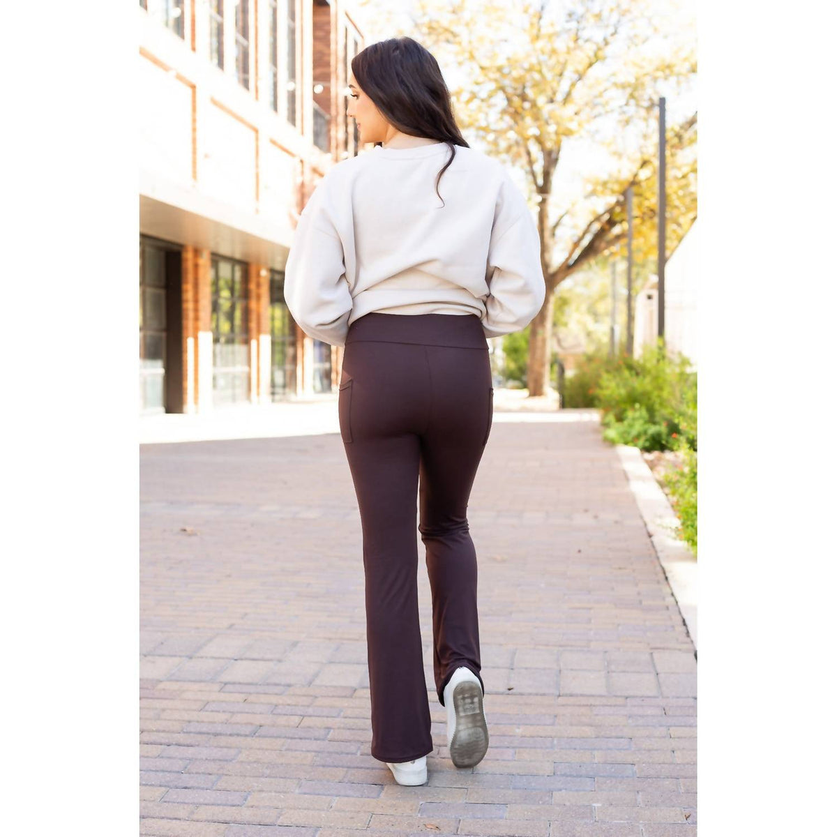 Julia Rose - Rhea Bootcut Leggings With Pockets
