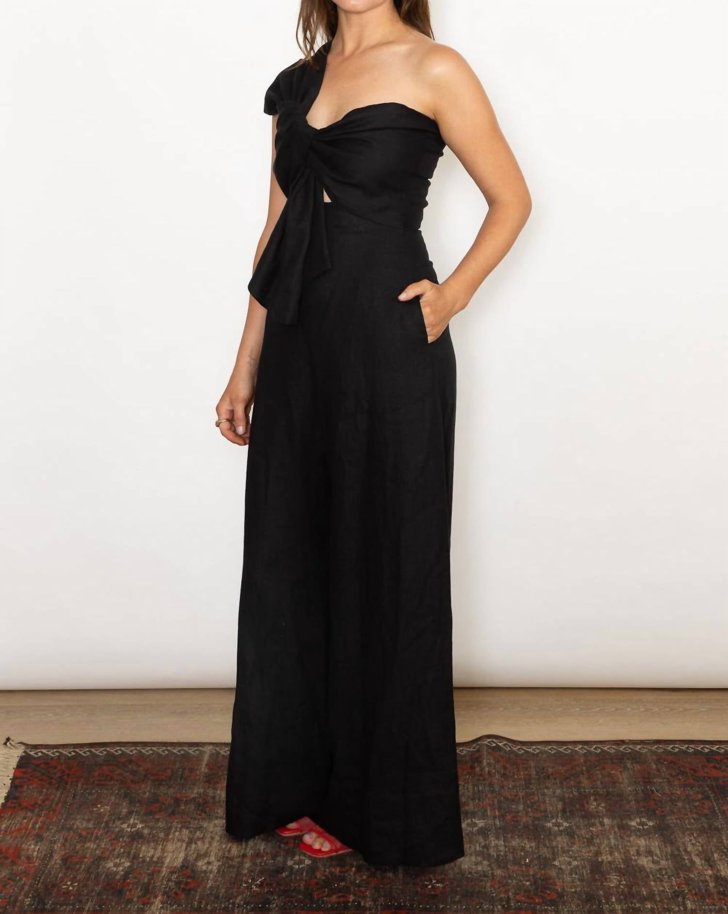 Just Bee Queen - Eden Jumpsuit - black - clothing - jumpsuits