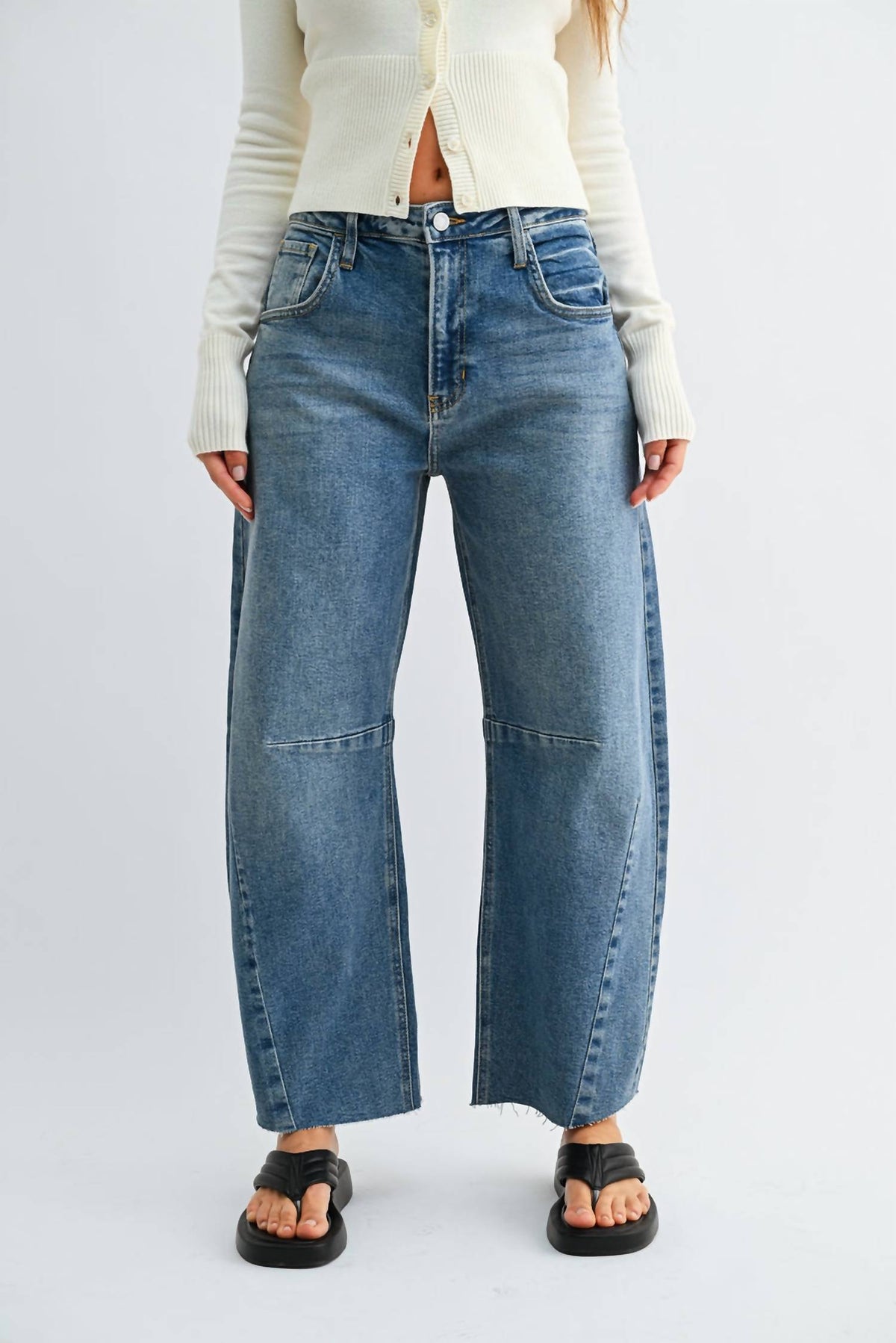 Just Black Denim - Barrel Jeans With Seams