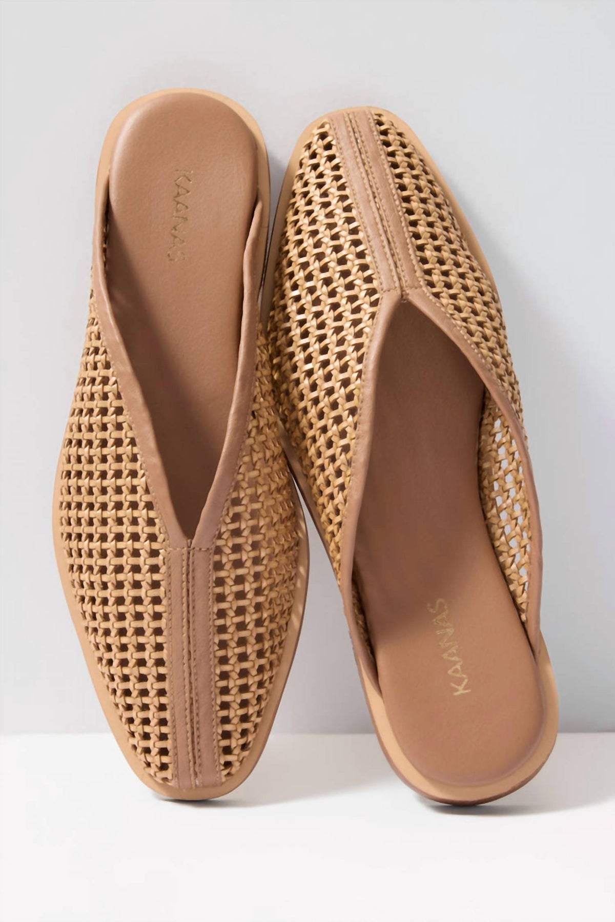 Kaanas - Lagash V-cut Basketweave Mule Flats