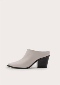 Kaanas - Women's Atria Textured Mule