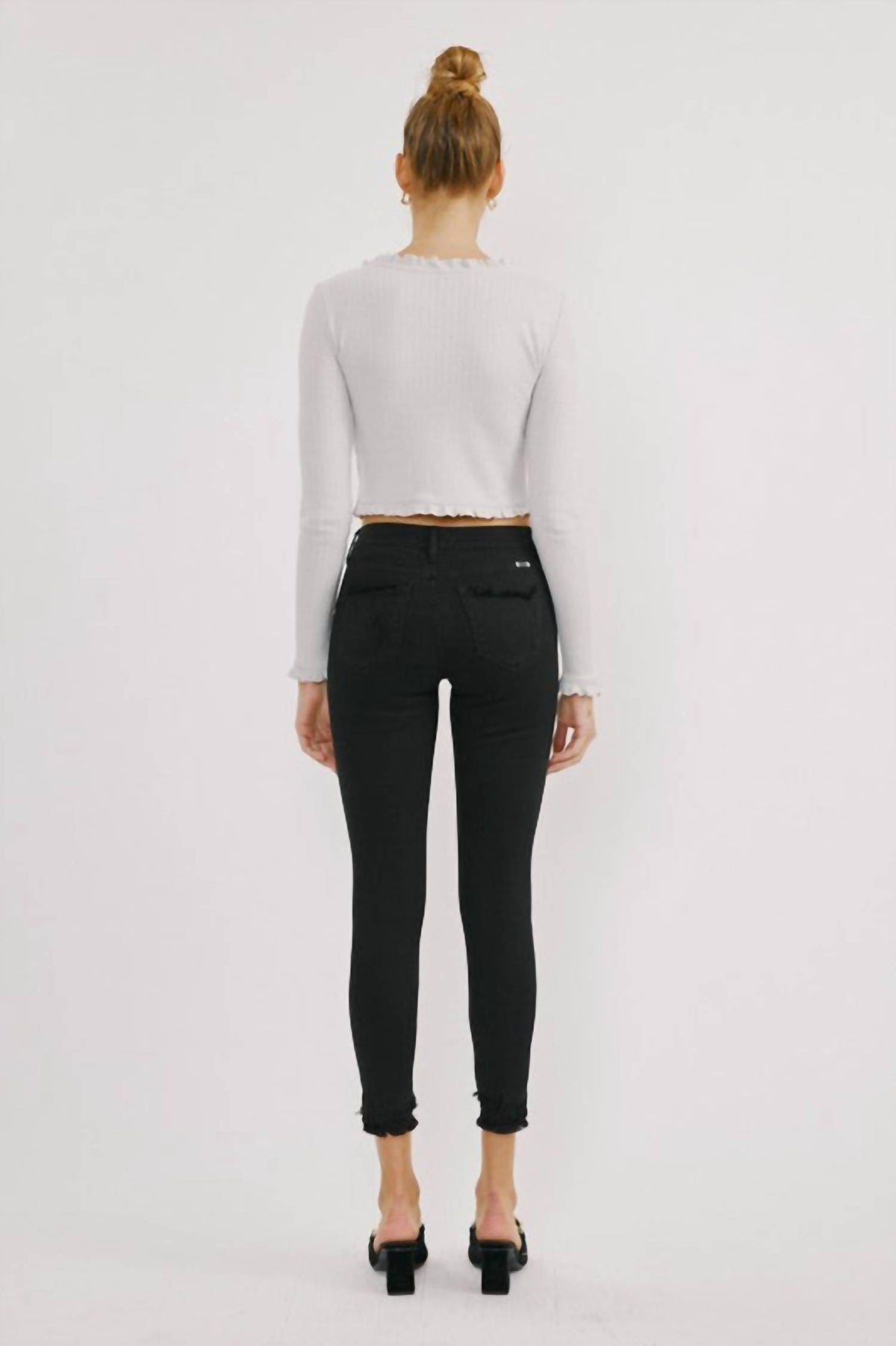 Kancan - Distressed Skinny Jeans
