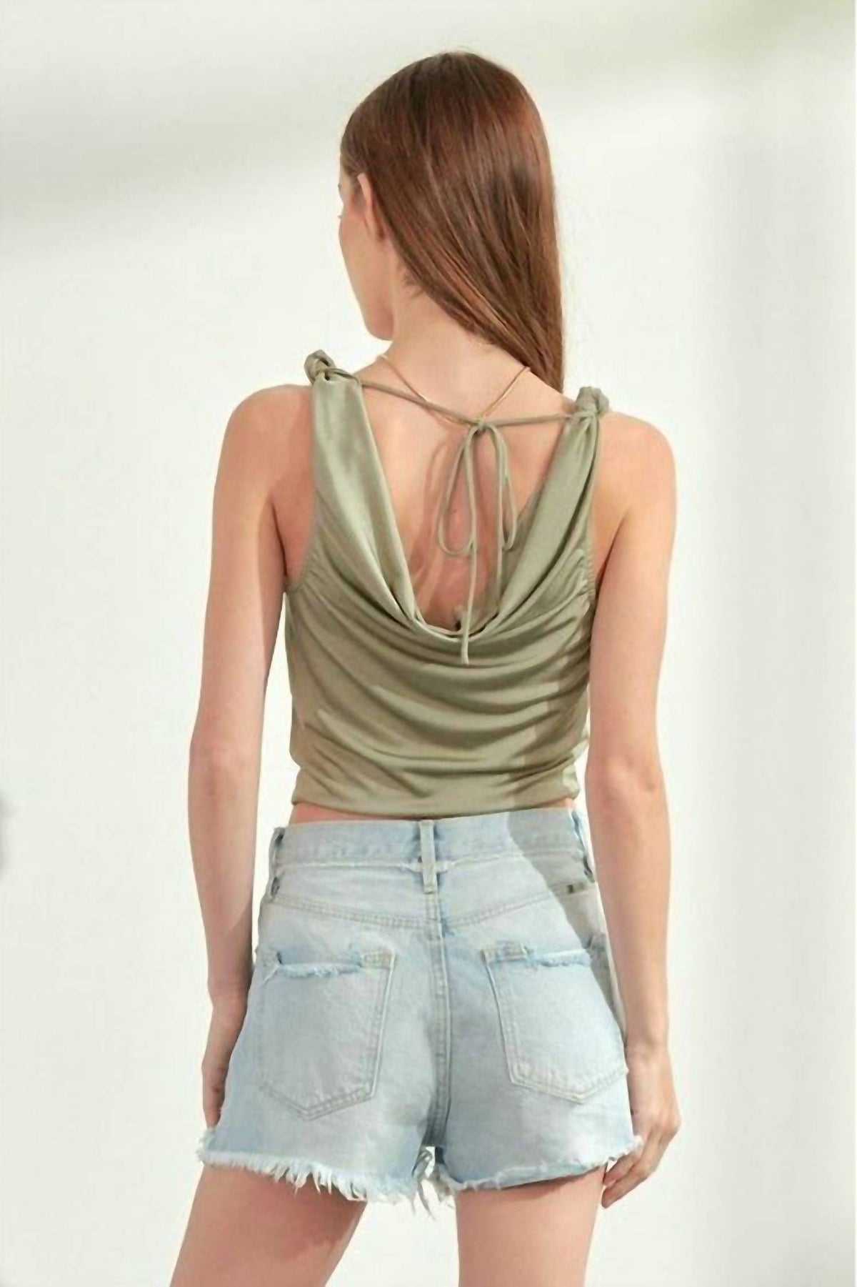 Kancan - Exposed Button Short