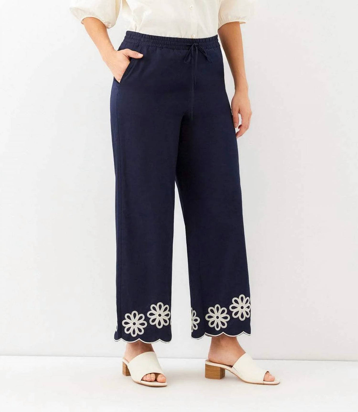 Karen Kane - Scallop Drawstring Pants - Petite