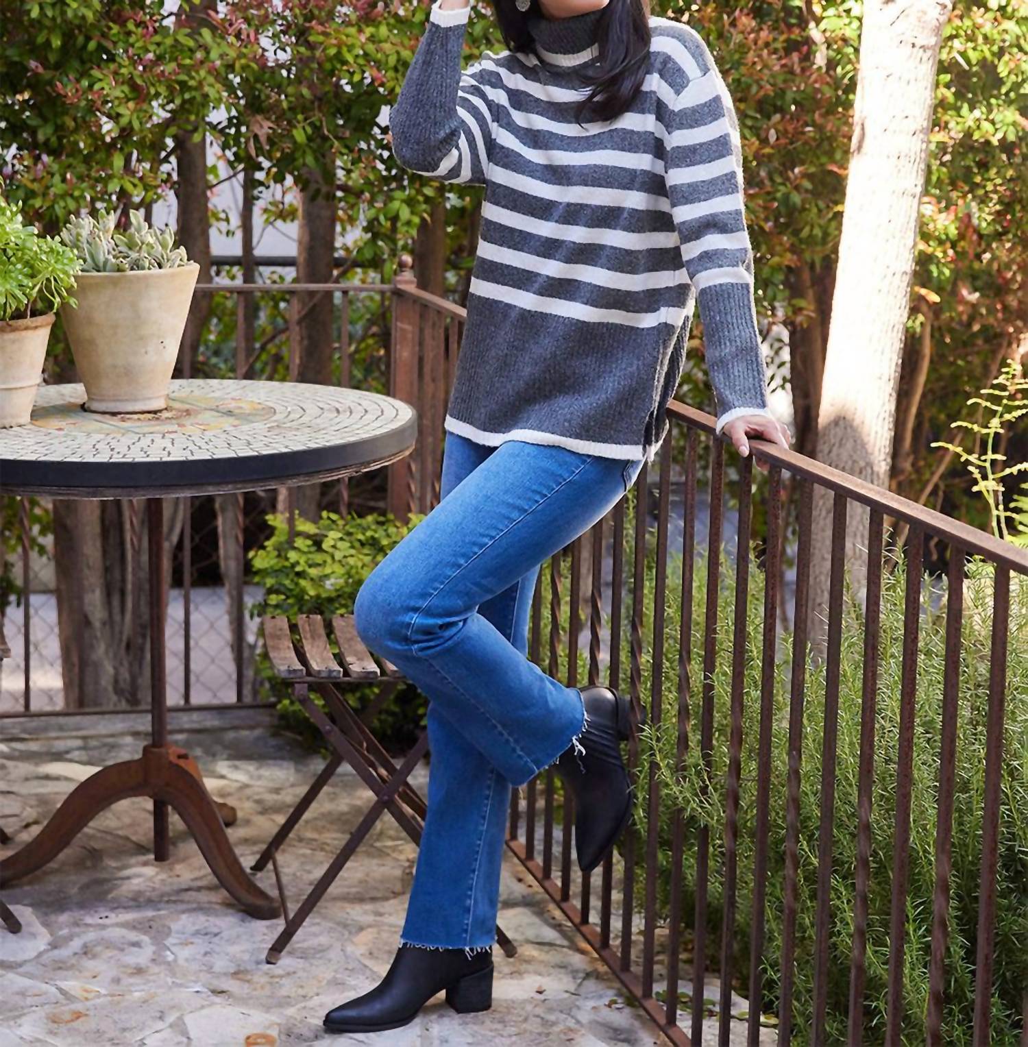 Karen Kane - Stripe Turtleneck Sweater - clothing - cowl - directbrandpartner