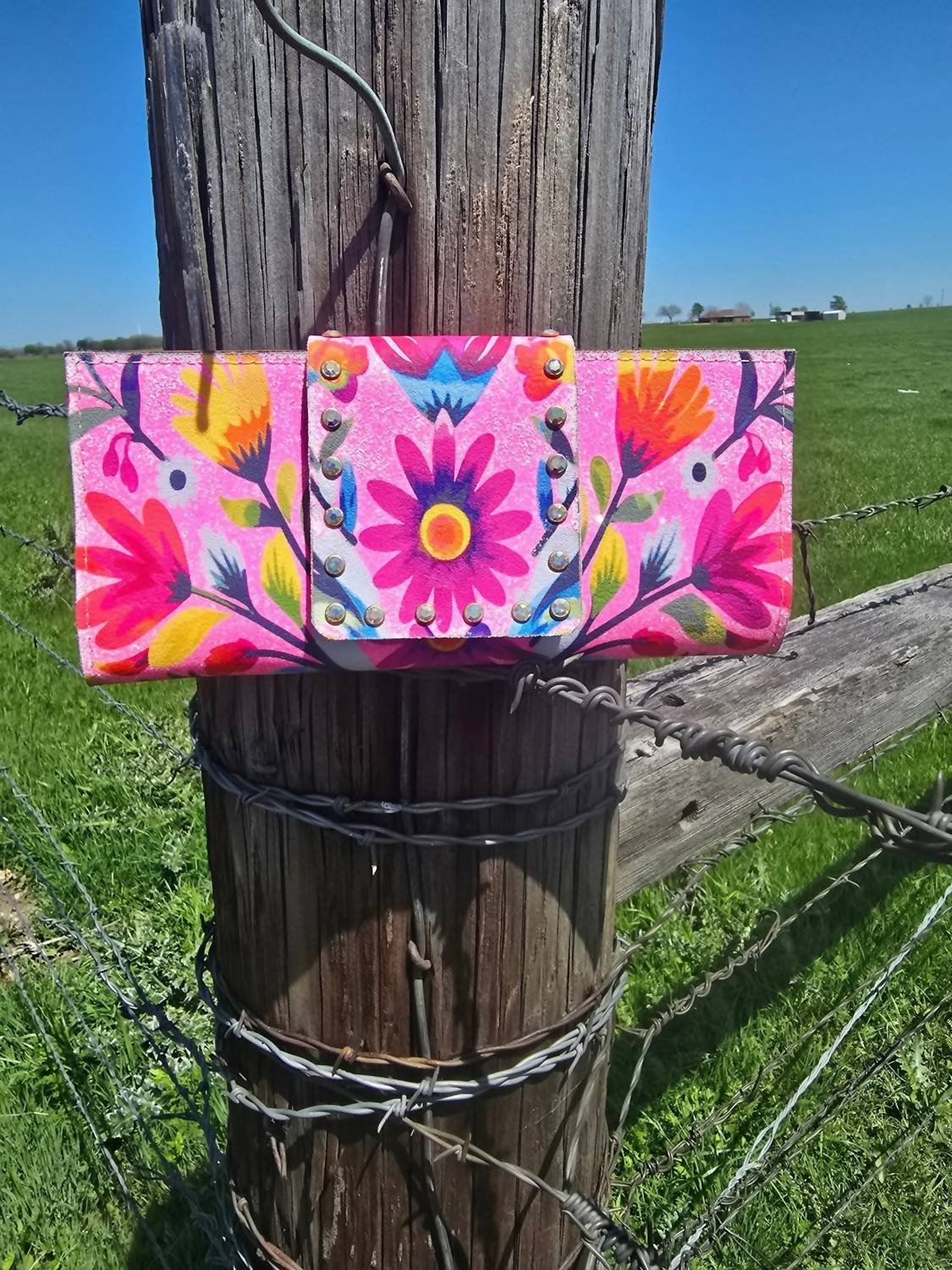 Keep It Gypsy - Women's Handmade Leather Wallet