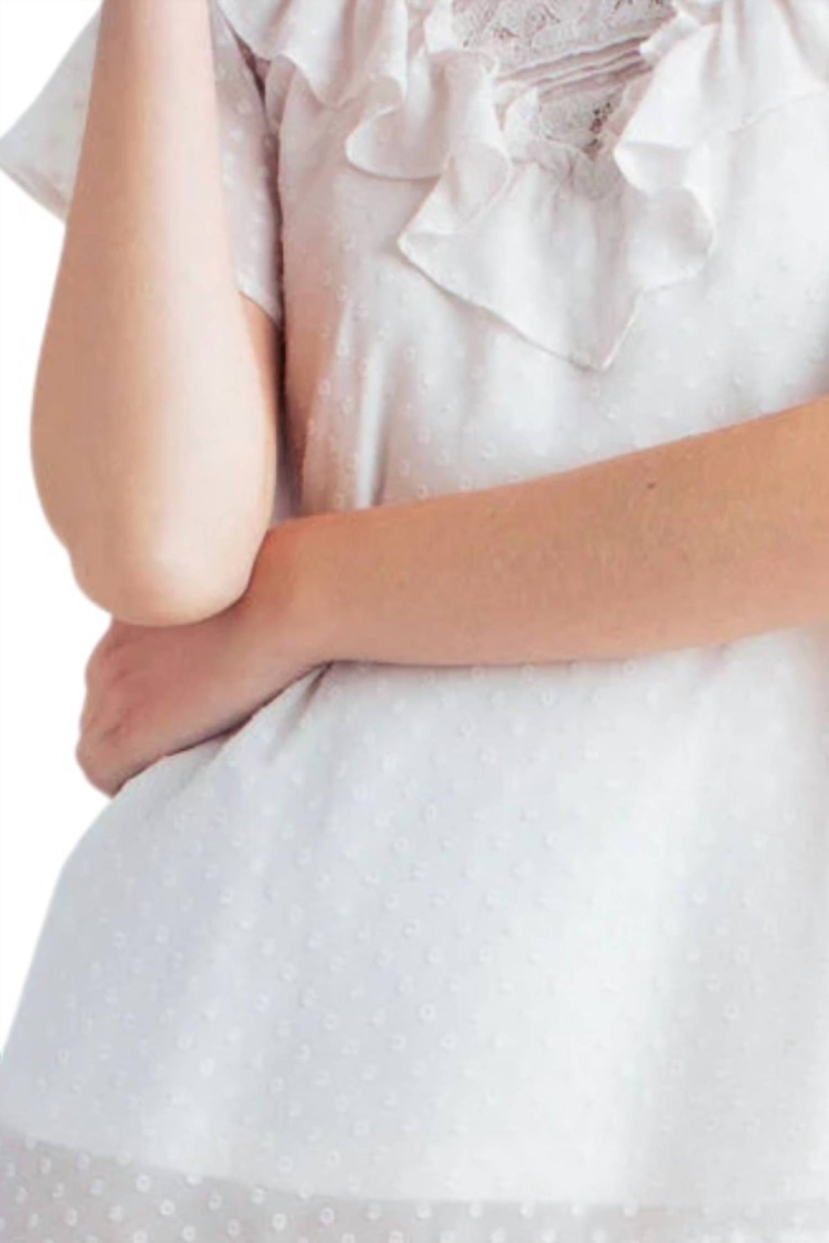 Kensie - Flutter Sleeve Woven Top