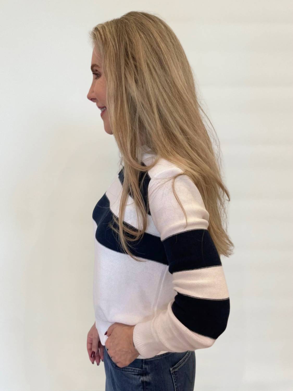 Kinross - Lumi Crop Stripe Crew Sweater - clothing - cotton - blend - crew