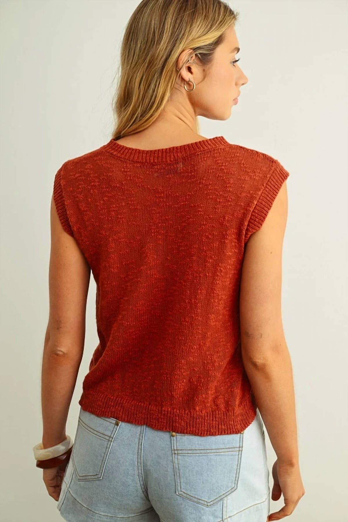 Kld - Sleeveless Knitted Sweater