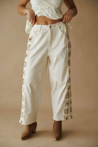 Klesis - CROCHET PANELING ANKLE PANTS