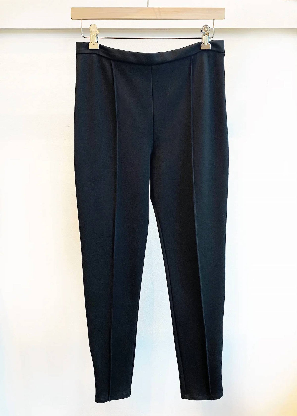 Krisa - Pin Tuck Ponte Pant