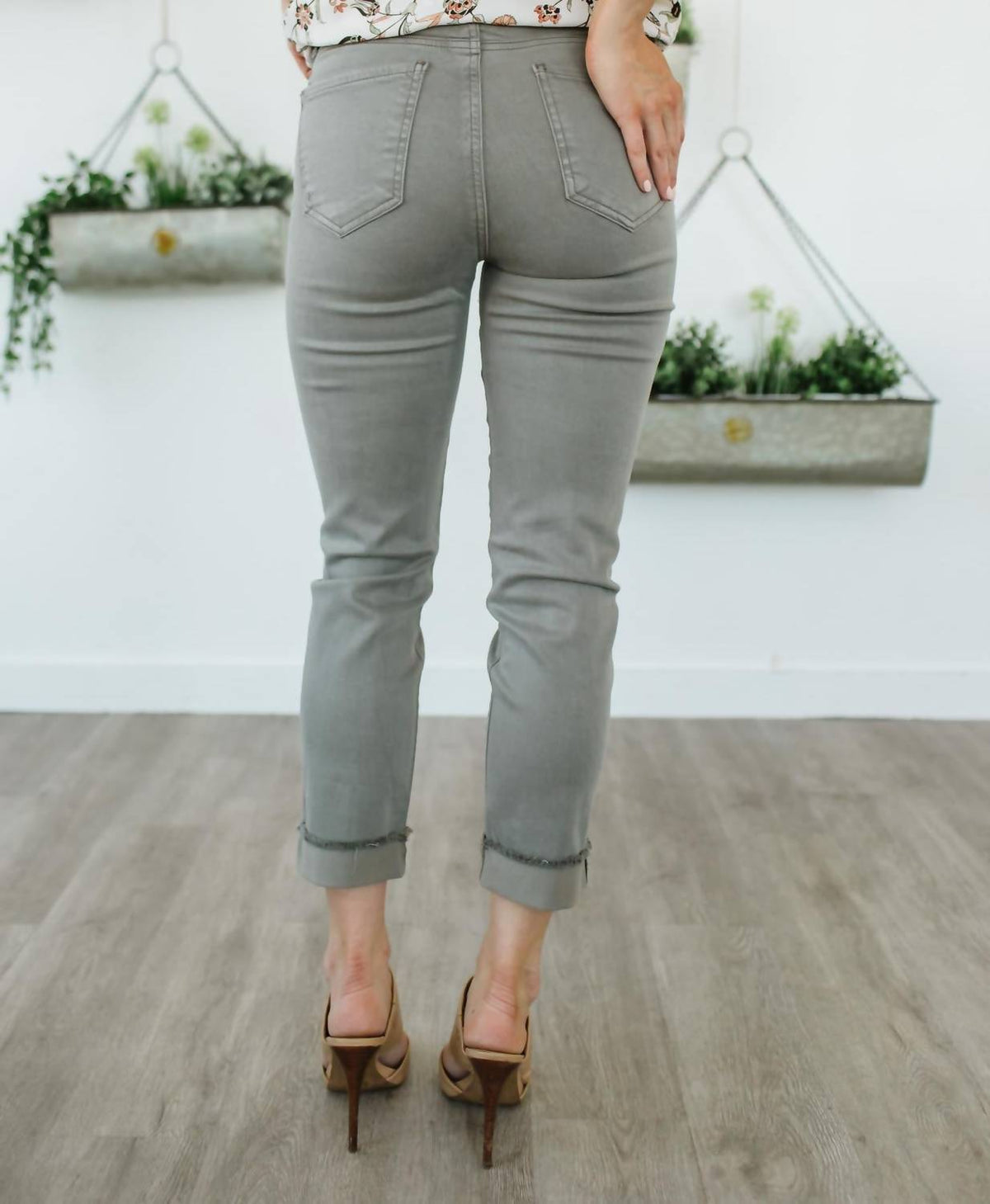 Amy Crop Straight Leg Jean