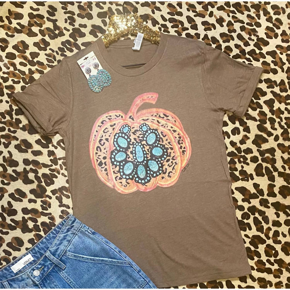 L&B Life - Women's Leopard Pumpkin Graphic Top