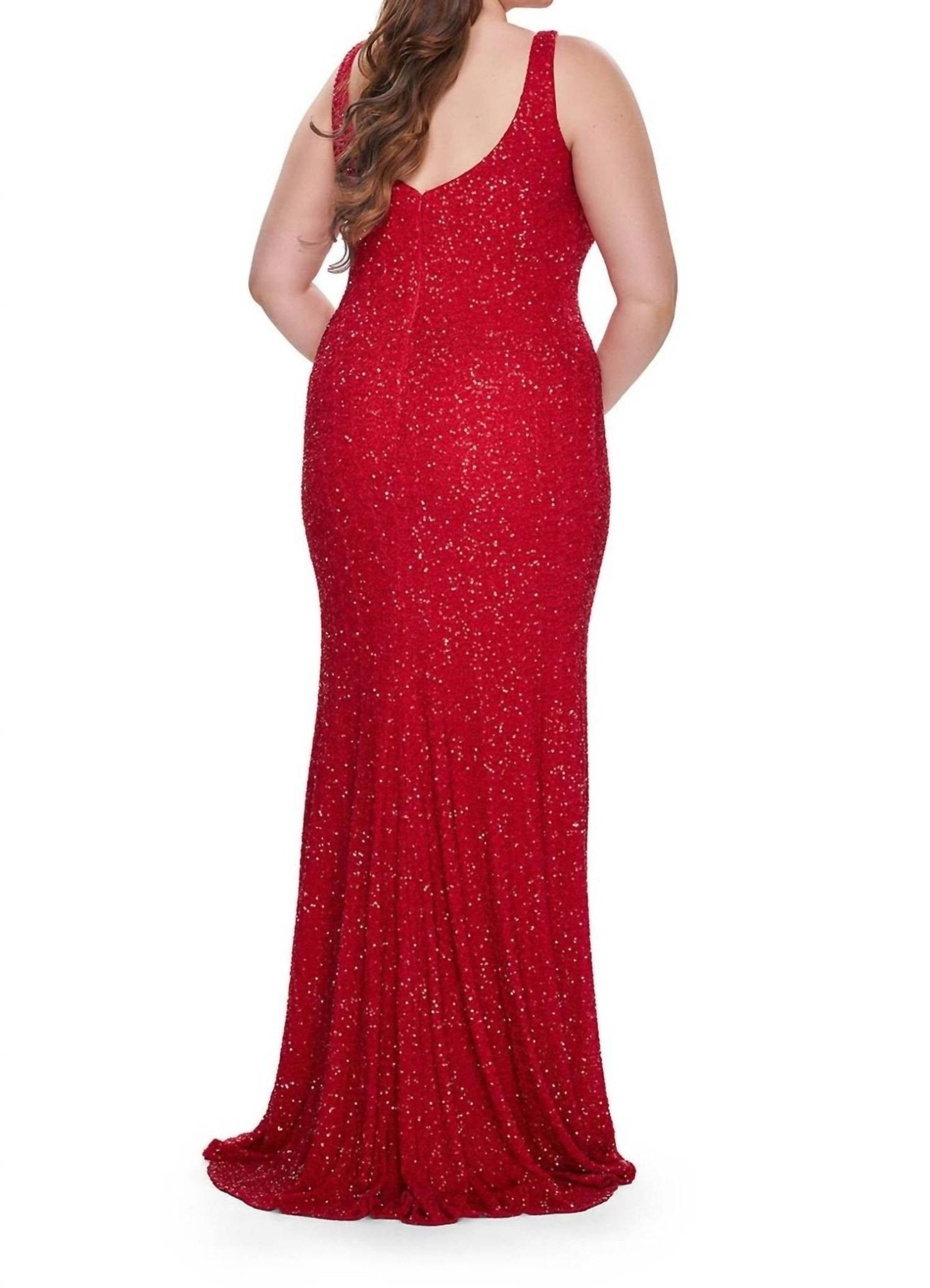 La Femme - V - neck And V - back Prom Dress - Plus - clothing - dresses - patterned